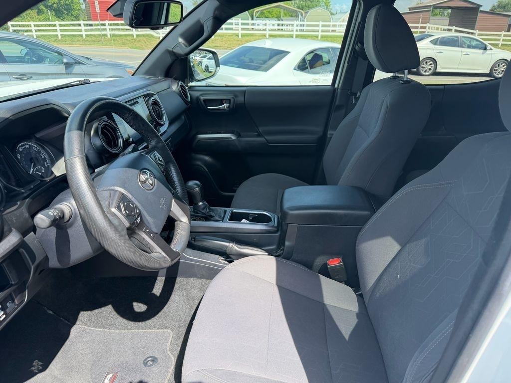Toyota Tacoma  2019