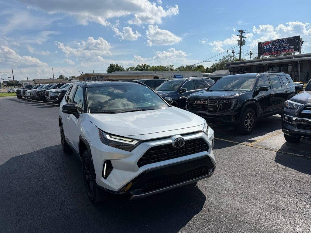 Toyota RAV4 Hybrid XSE 2025
