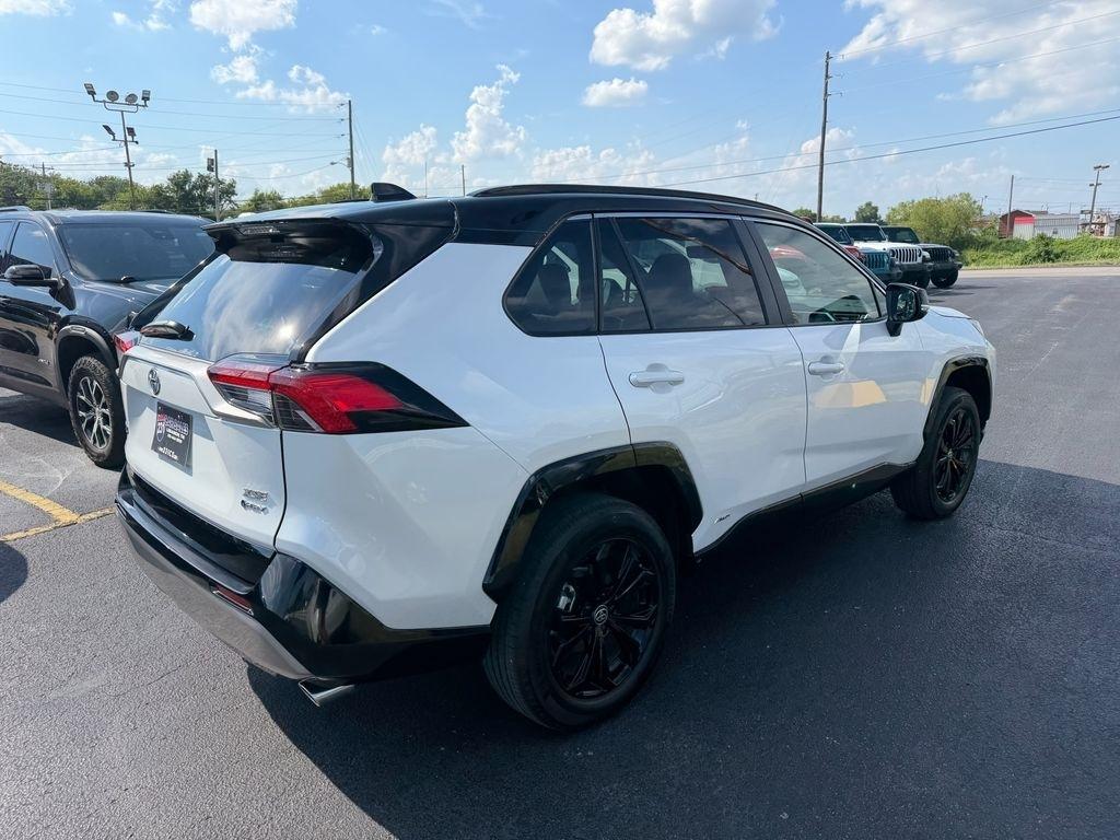 Toyota RAV4 Hybrid XSE 2025