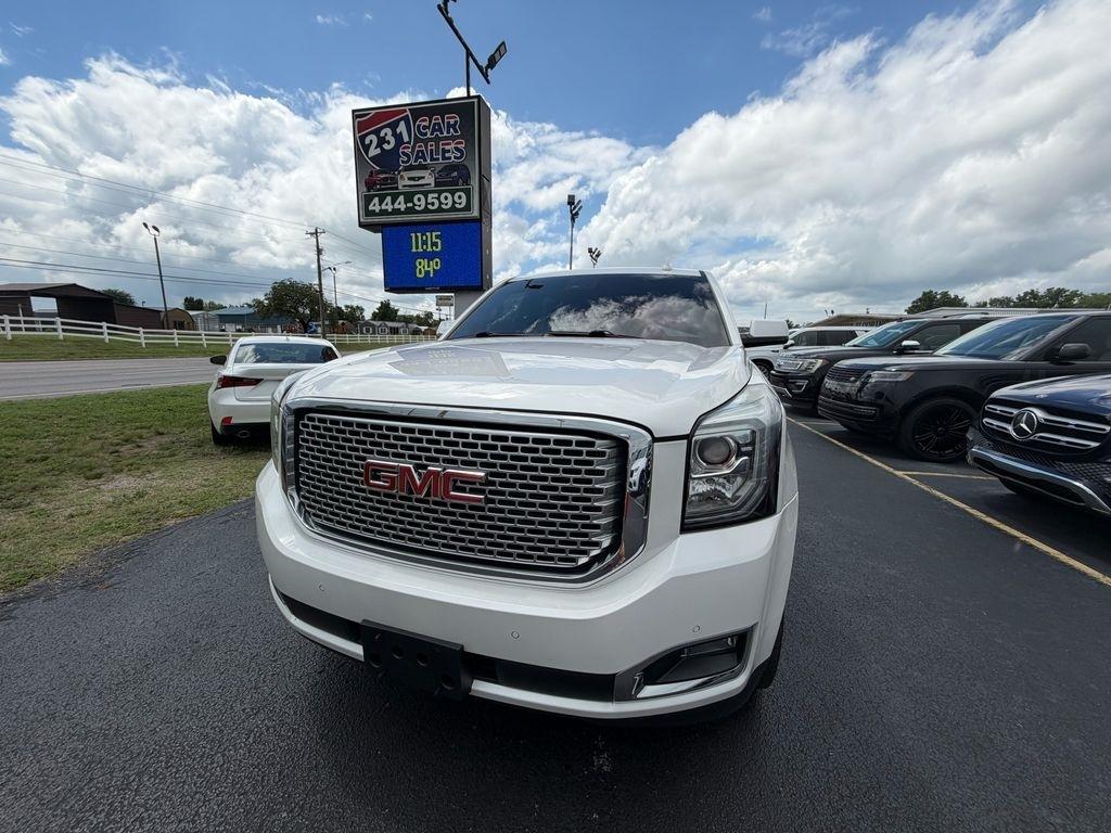 GMC Yukon Denali 4WD 2017