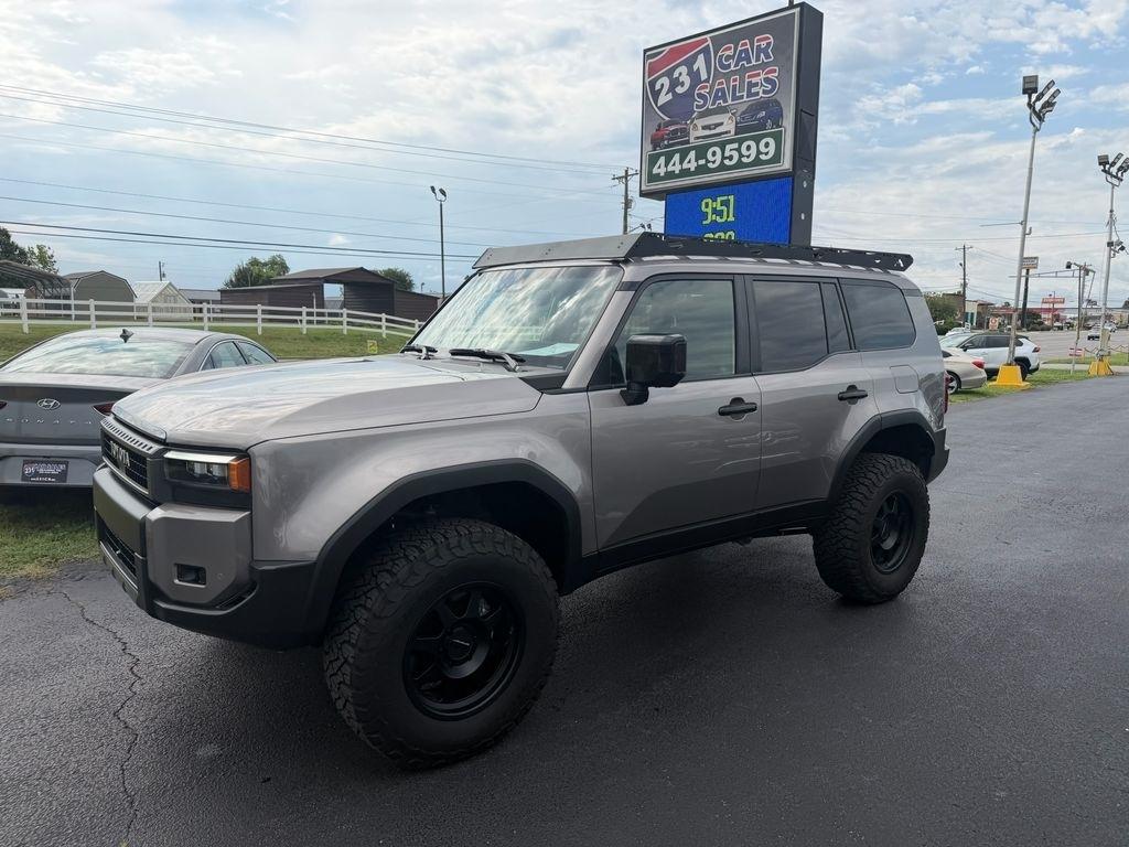 Toyota Land Cruiser Base 2024