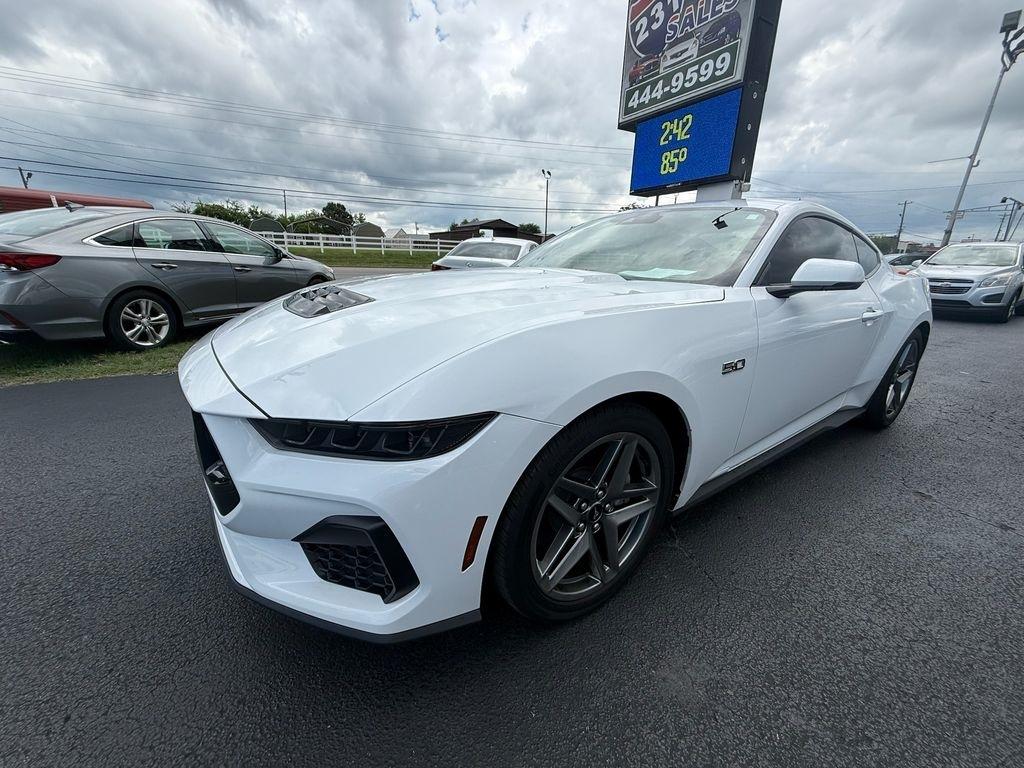 Ford Mustang GT Premium Coupe 2025