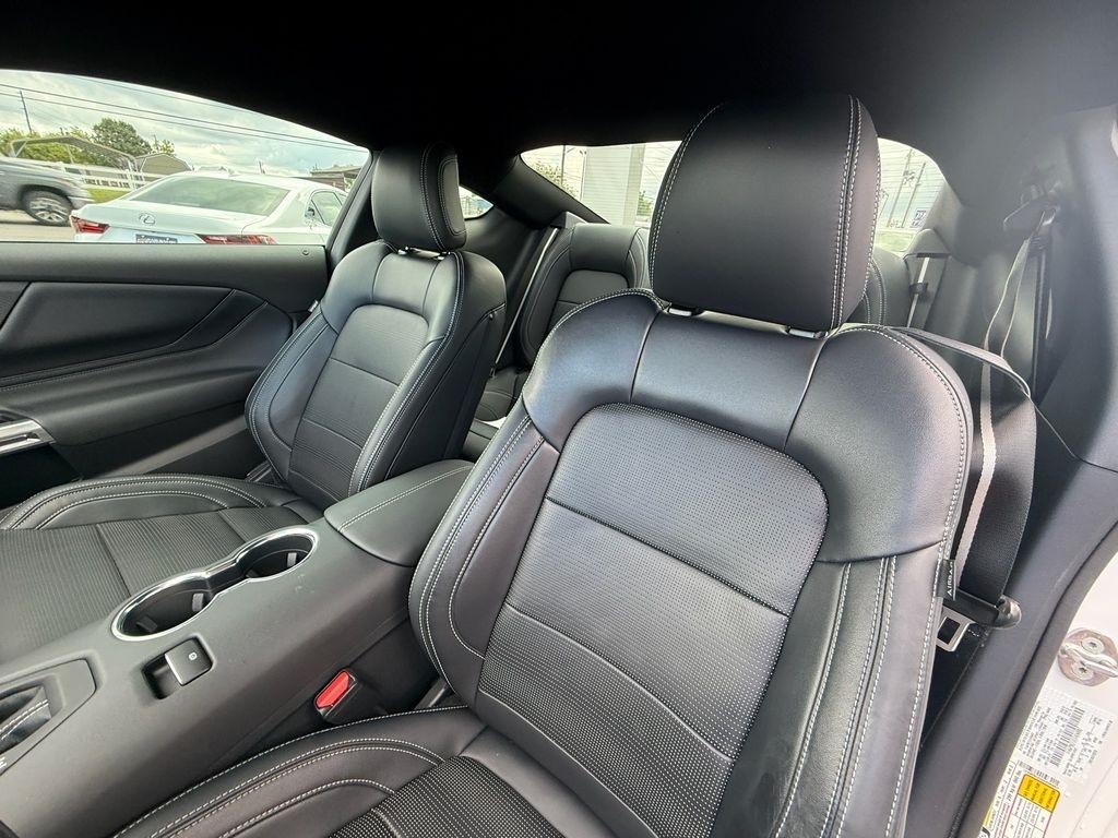 Ford Mustang GT Premium Coupe 2025