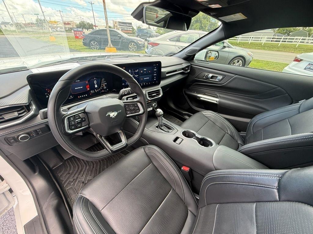 Ford Mustang GT Premium Coupe 2025