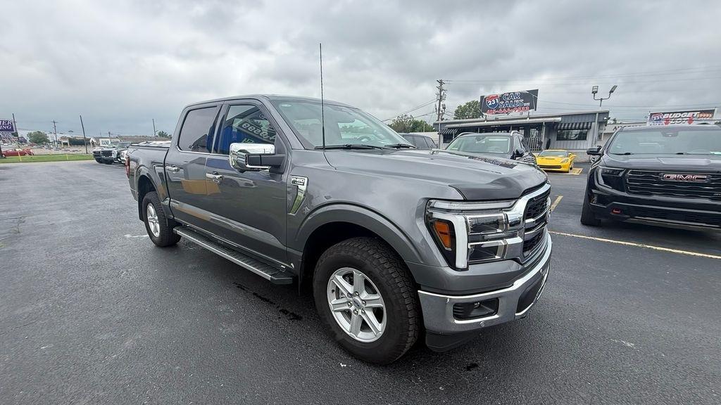 2025 Ford F-150 Lariat SuperCrew 4WD