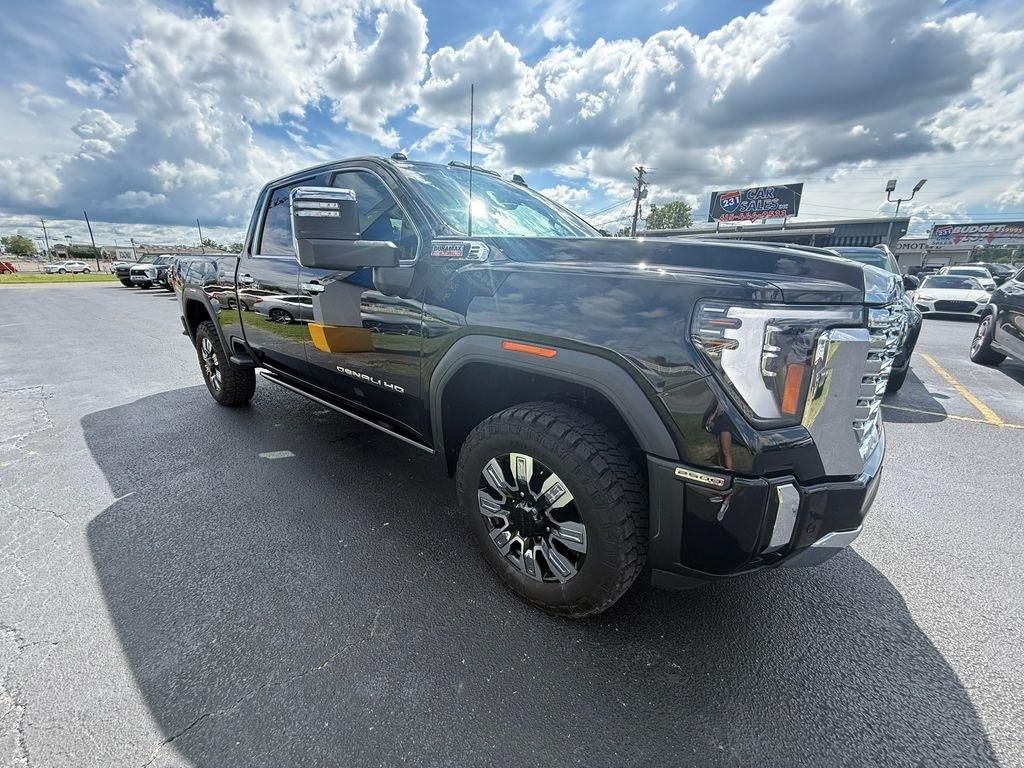 2024 GMC Sierra 2500HD Denali Crew Cab 4WD SB