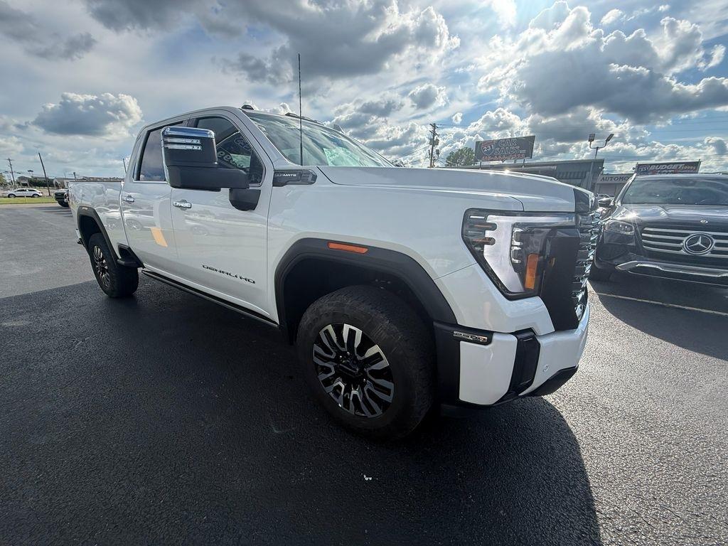 2025 GMC Sierra 2500HD Denali Ultimate Crew Cab 4WD