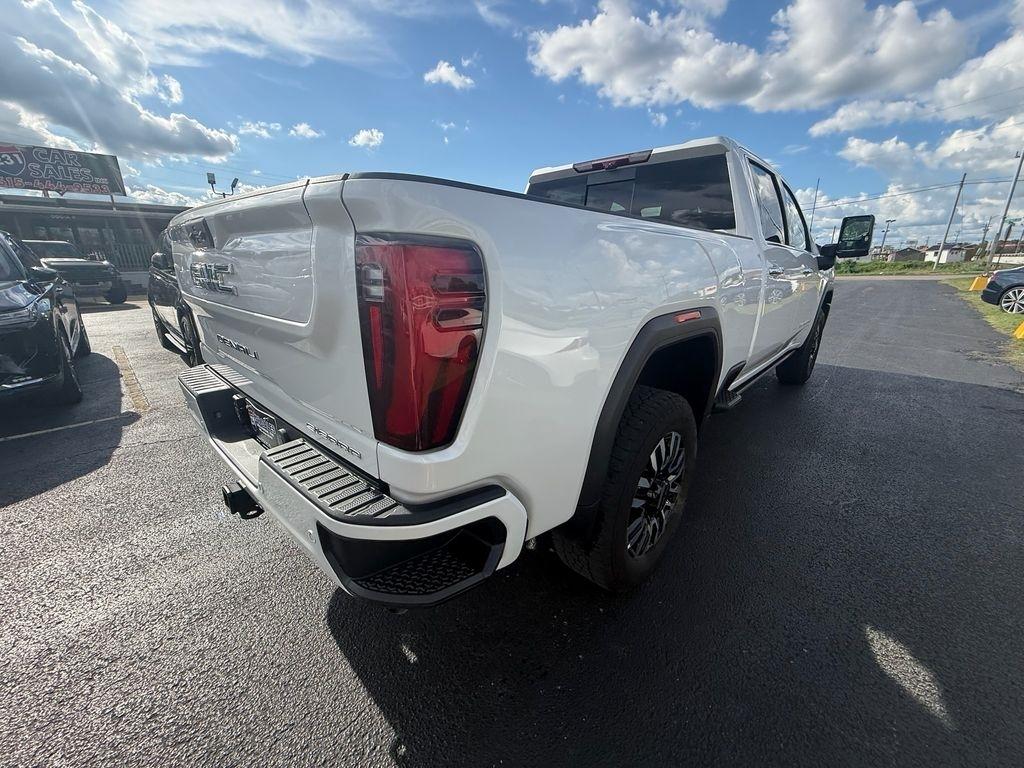 GMC Sierra 2500HD Denali Ultimate Crew Cab 4WD 2025