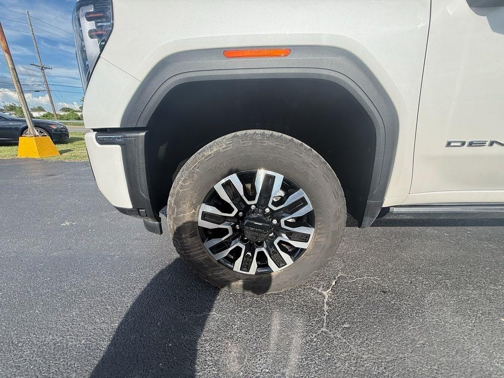 GMC Sierra 2500HD Denali Ultimate Crew Cab 4WD 2025