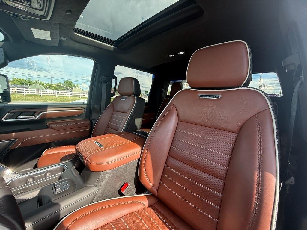 GMC Sierra 2500HD Denali Ultimate Crew Cab 4WD 2025