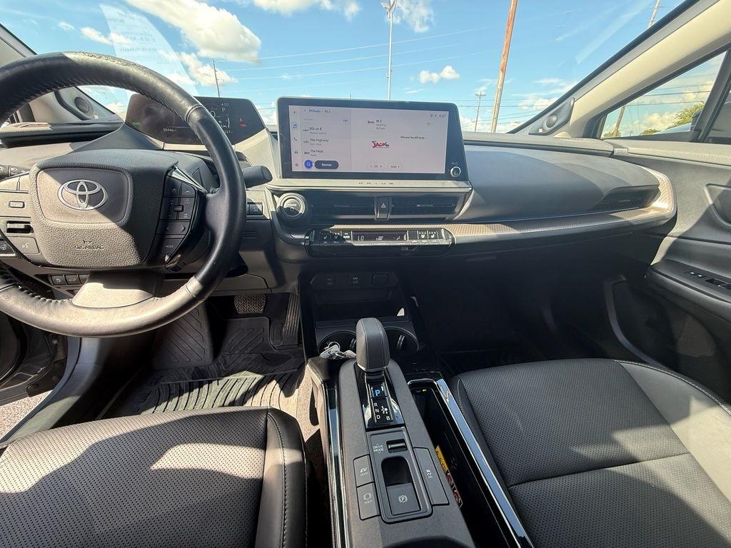 Toyota Prius Limited AWD 2024