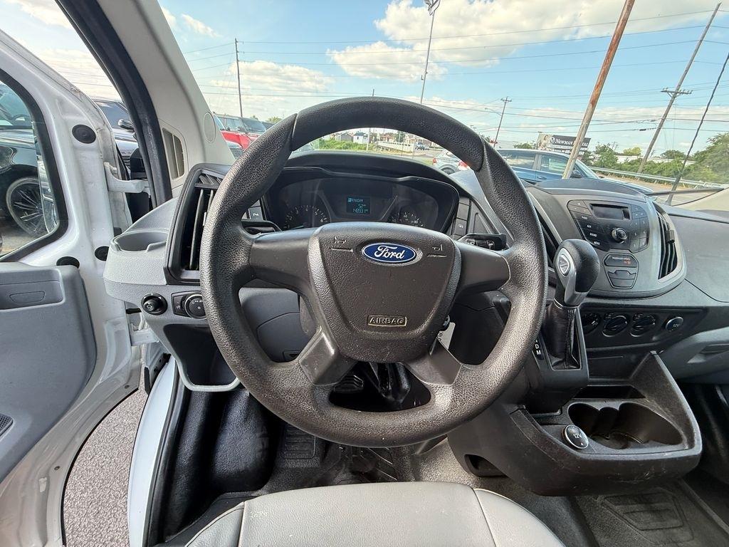 Ford Transit 150 Van Low Roof w/Sliding Pass. 130-in. WB 2017