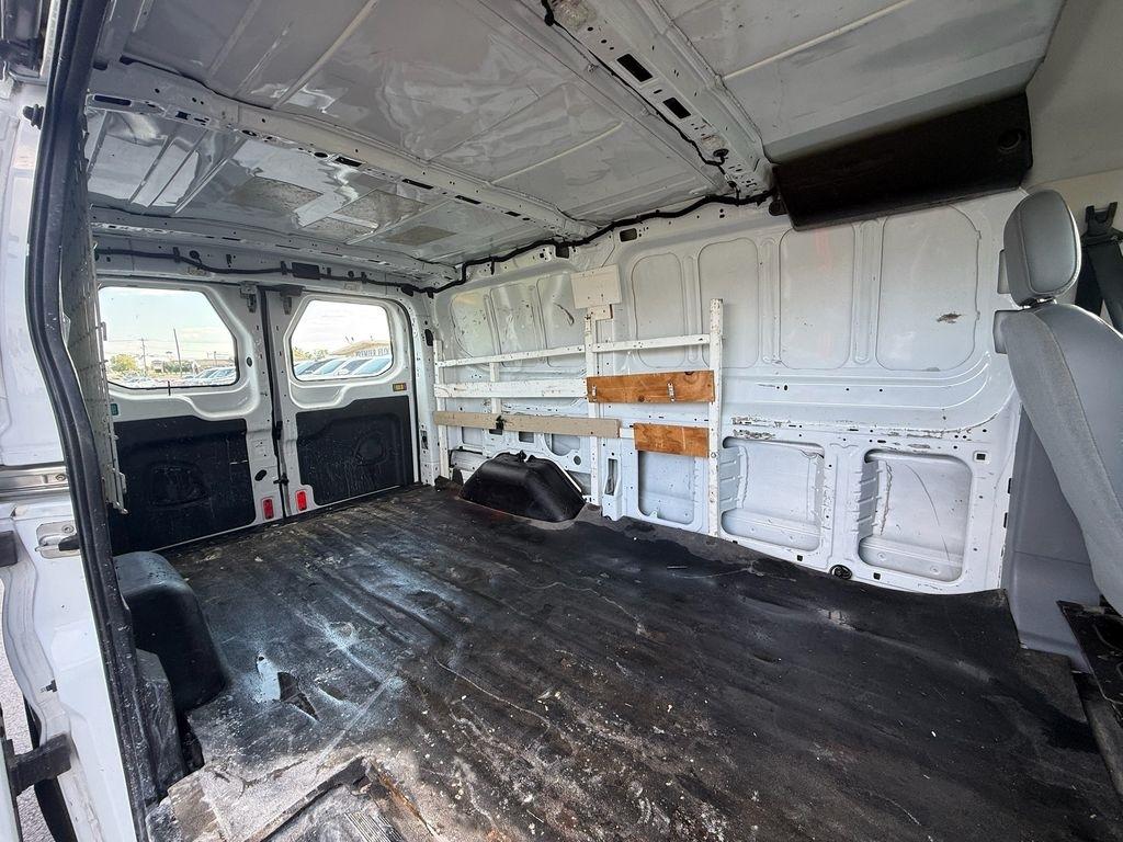 Ford Transit 150 Van Low Roof w/Sliding Pass. 130-in. WB 2017