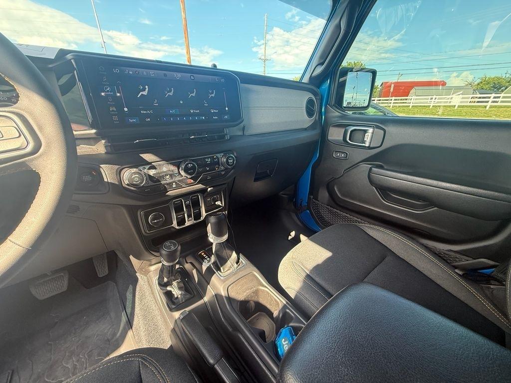 Jeep Wrangler Sport S 2024