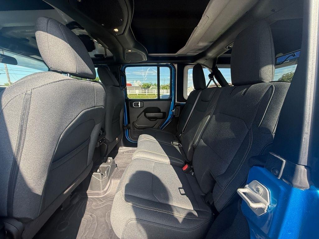 Jeep Wrangler Sport S 2024