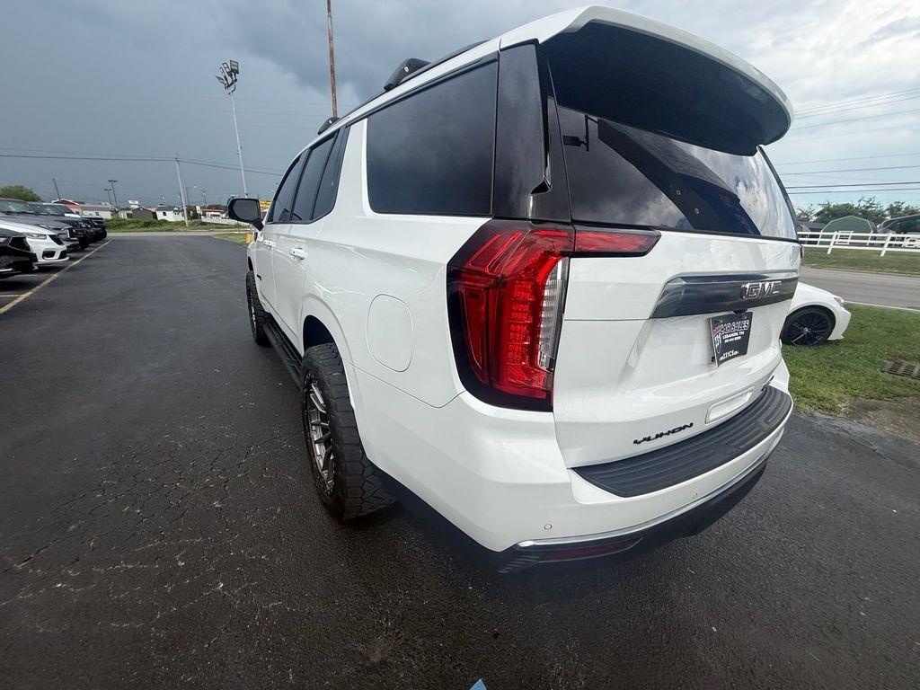 GMC Yukon AT4 2021