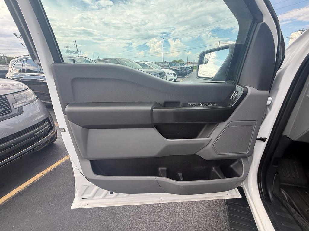 Ford F-150 XL SuperCrew 4WD 2023