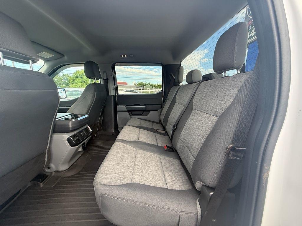 Ford F-150 XL SuperCrew 4WD 2023