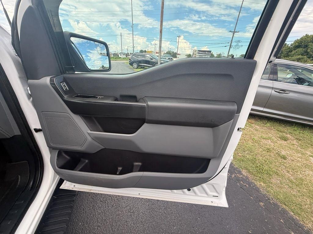Ford F-150 XL SuperCrew 4WD 2023