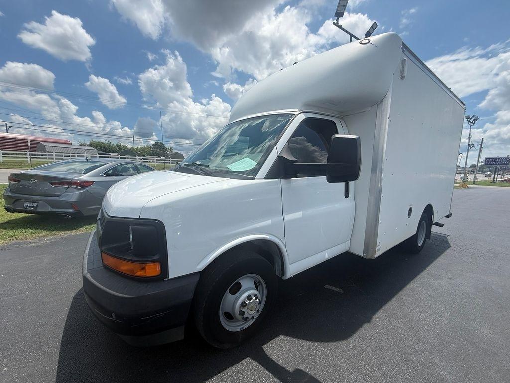 Chevrolet Express G3500 139" 2017