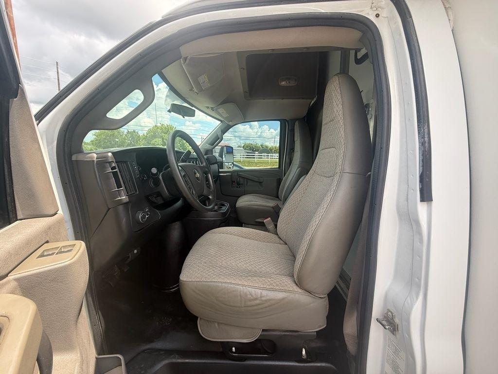 Chevrolet Express G3500 139" 2017