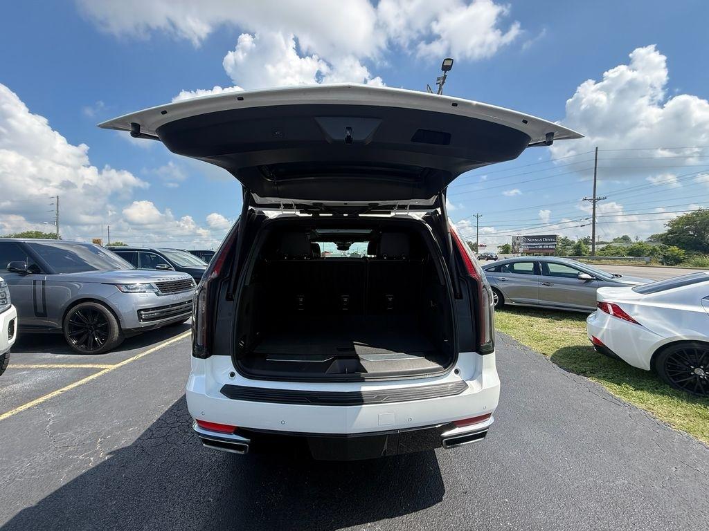 Cadillac Escalade Premium Luxury AWD 2023