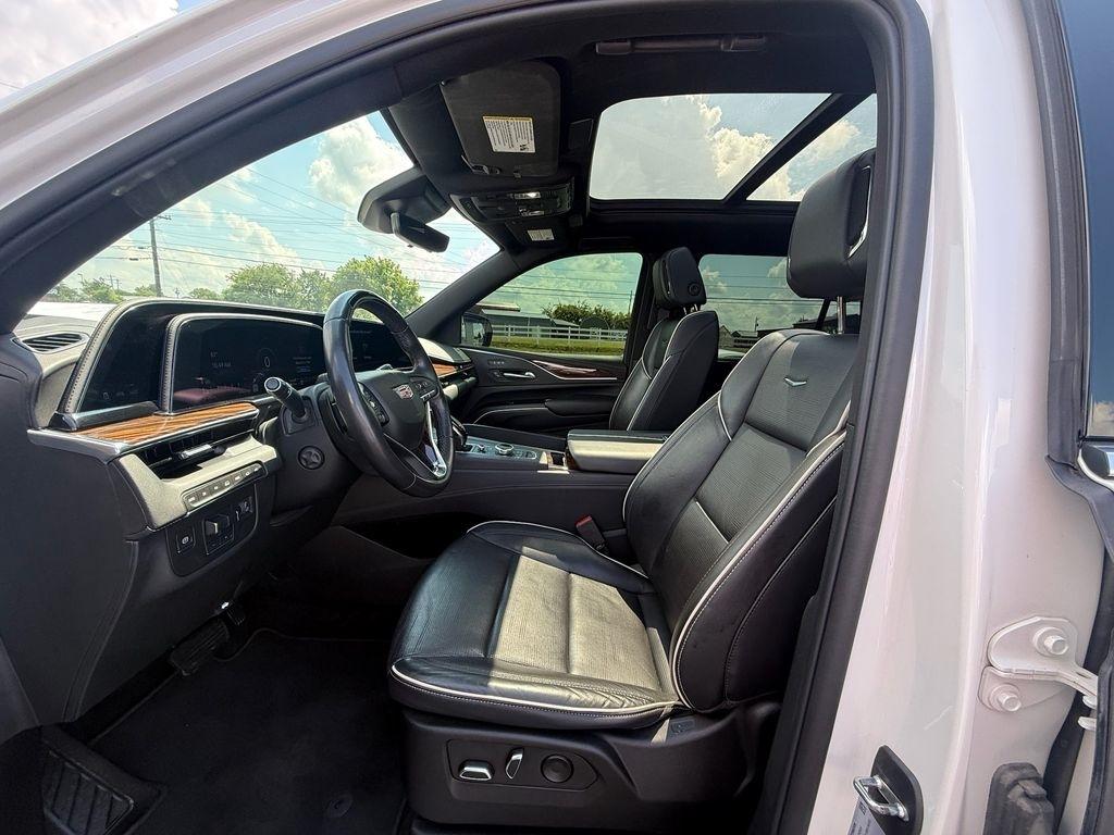 Cadillac Escalade Premium Luxury AWD 2023