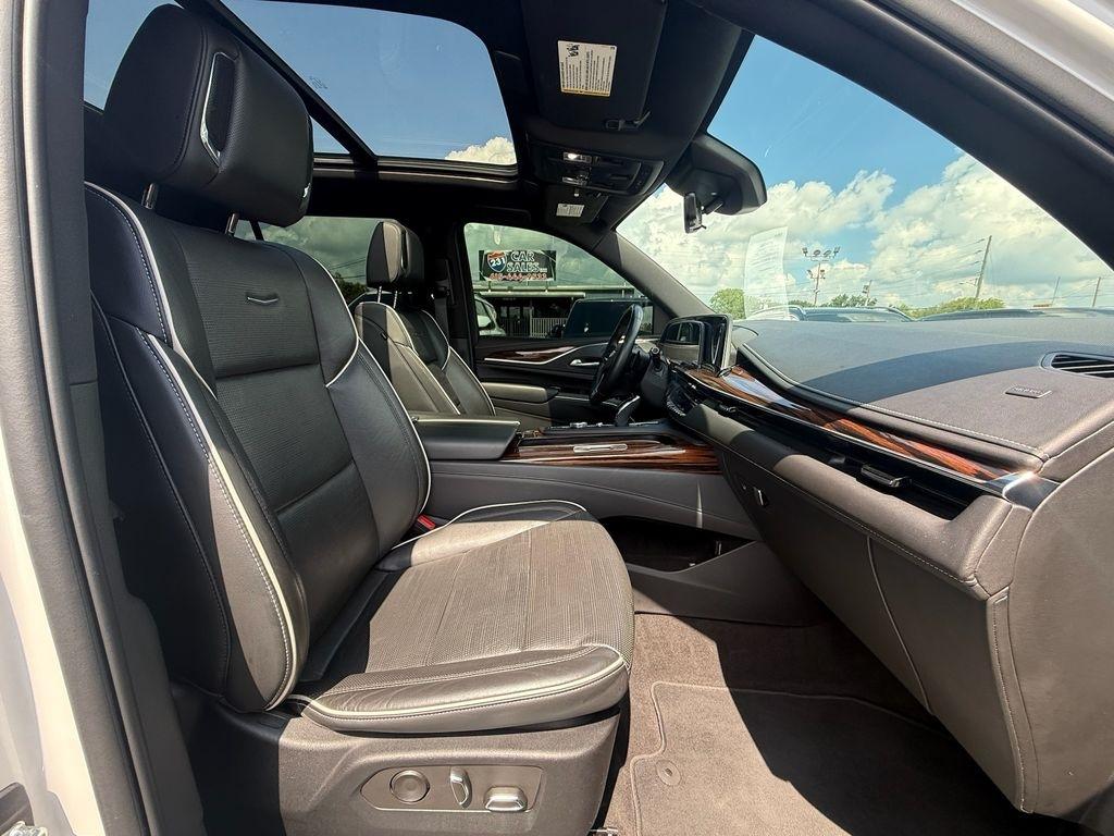 Cadillac Escalade Premium Luxury AWD 2023