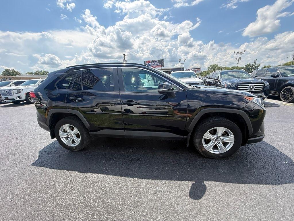 Toyota RAV4 XLE AWD 2019