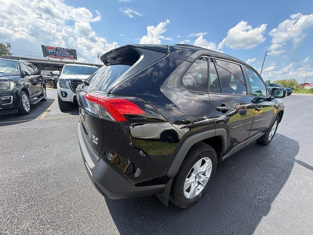 Toyota RAV4 XLE AWD 2019