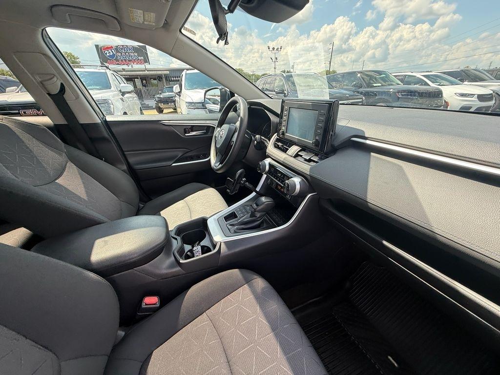 Toyota RAV4 XLE AWD 2019