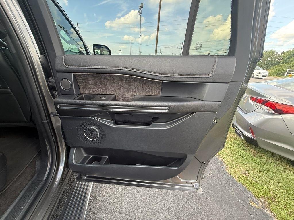 Ford Expedition MAX Limited 4WD 2021