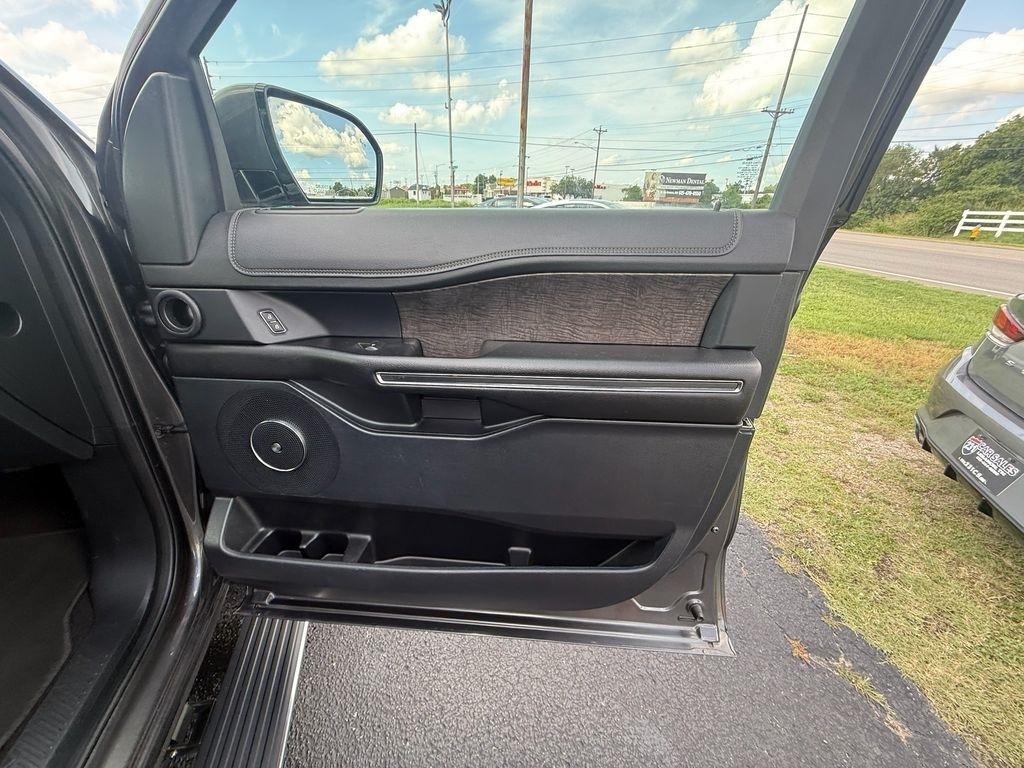 Ford Expedition MAX Limited 4WD 2021