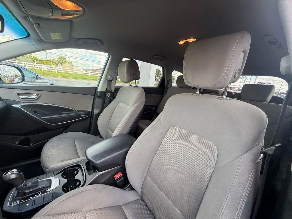 Hyundai Santa Fe GLS FWD 2013