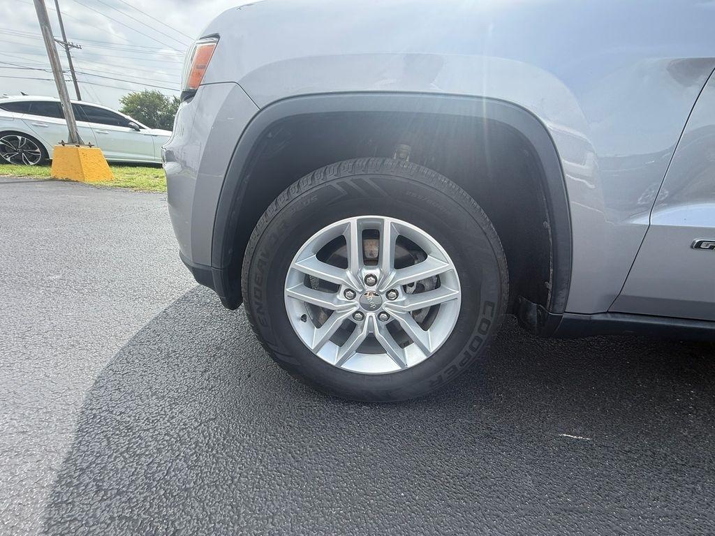 Jeep Grand Cherokee Laredo 4WD 2017