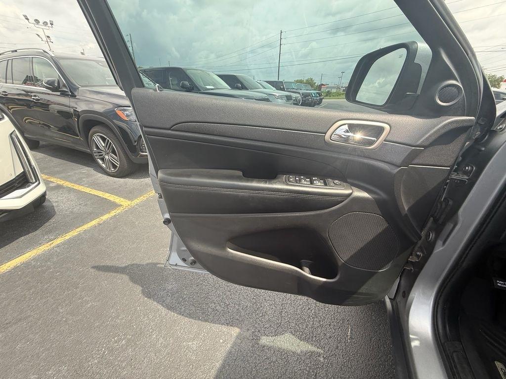Jeep Grand Cherokee Laredo 4WD 2017
