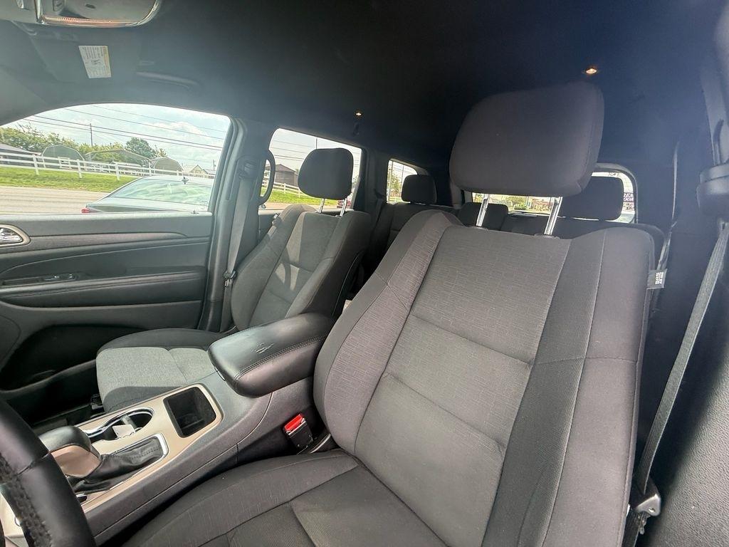 Jeep Grand Cherokee Laredo 4WD 2017