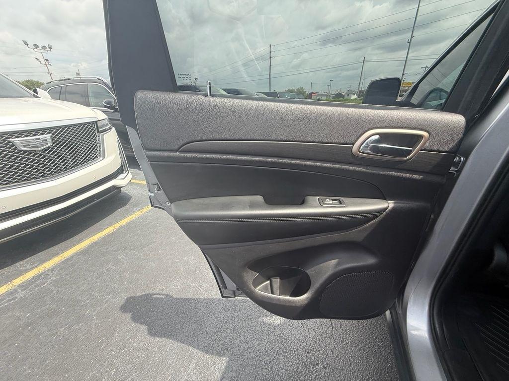 Jeep Grand Cherokee Laredo 4WD 2017