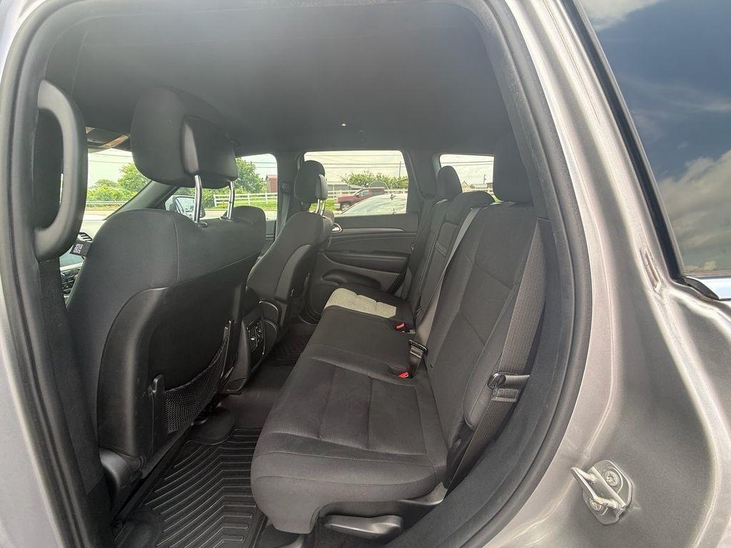 Jeep Grand Cherokee Laredo 4WD 2017