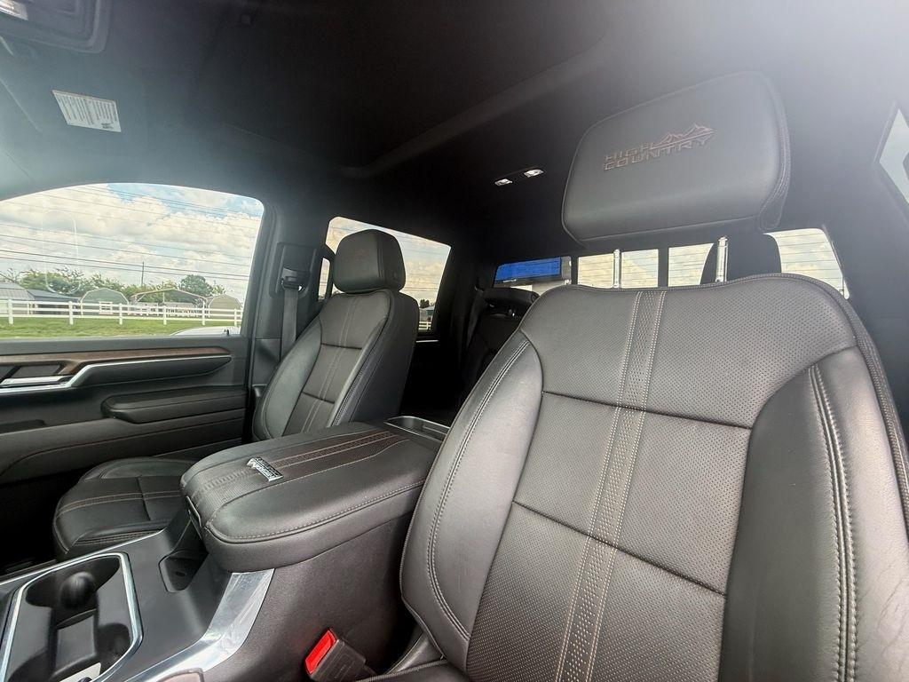 Chevrolet Silverado 2500HD High Country Crew Cab Long Box 4WD 2024
