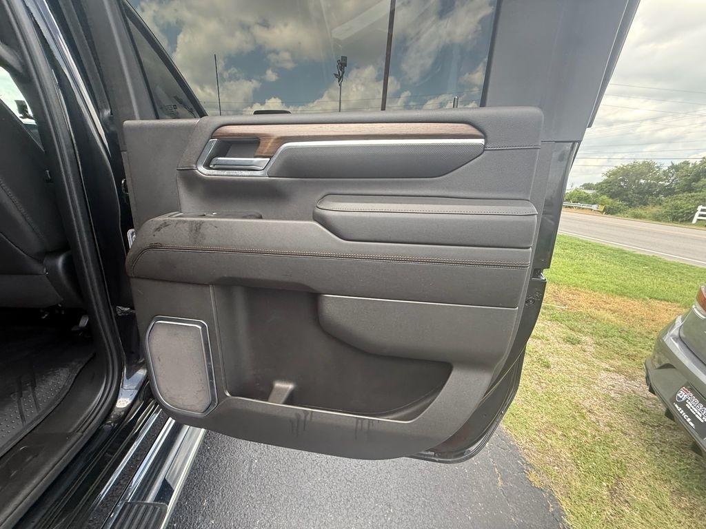 Chevrolet Silverado 2500HD High Country Crew Cab Long Box 4WD 2024