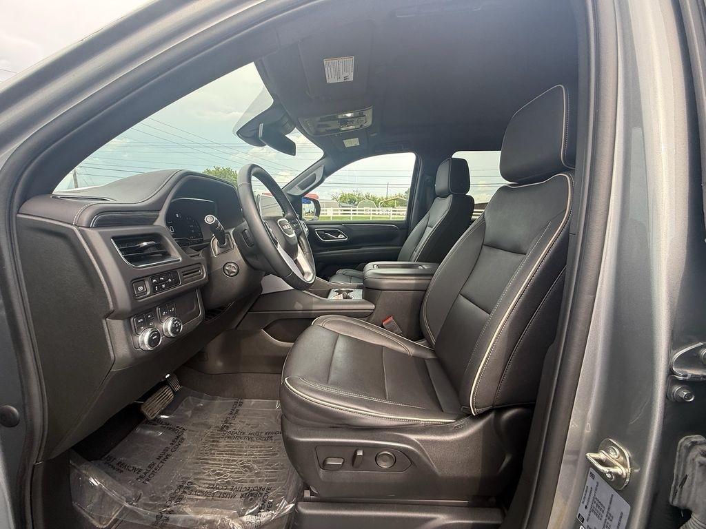 GMC Yukon XL SLT 4WD 2023