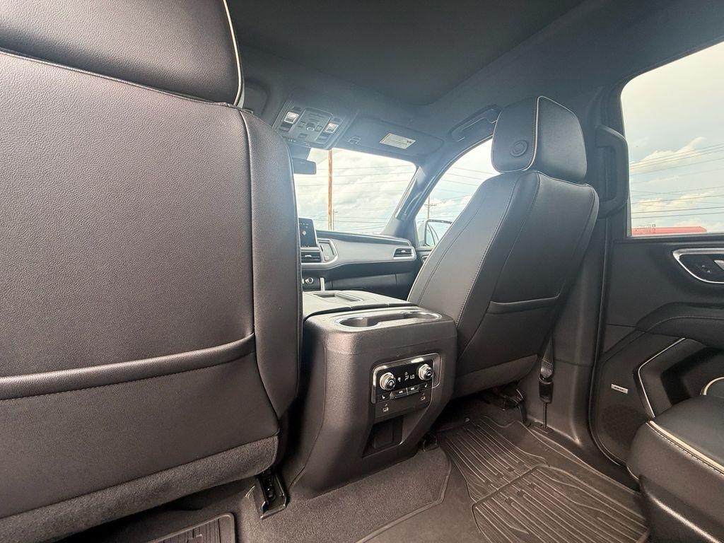 GMC Yukon XL SLT 4WD 2023