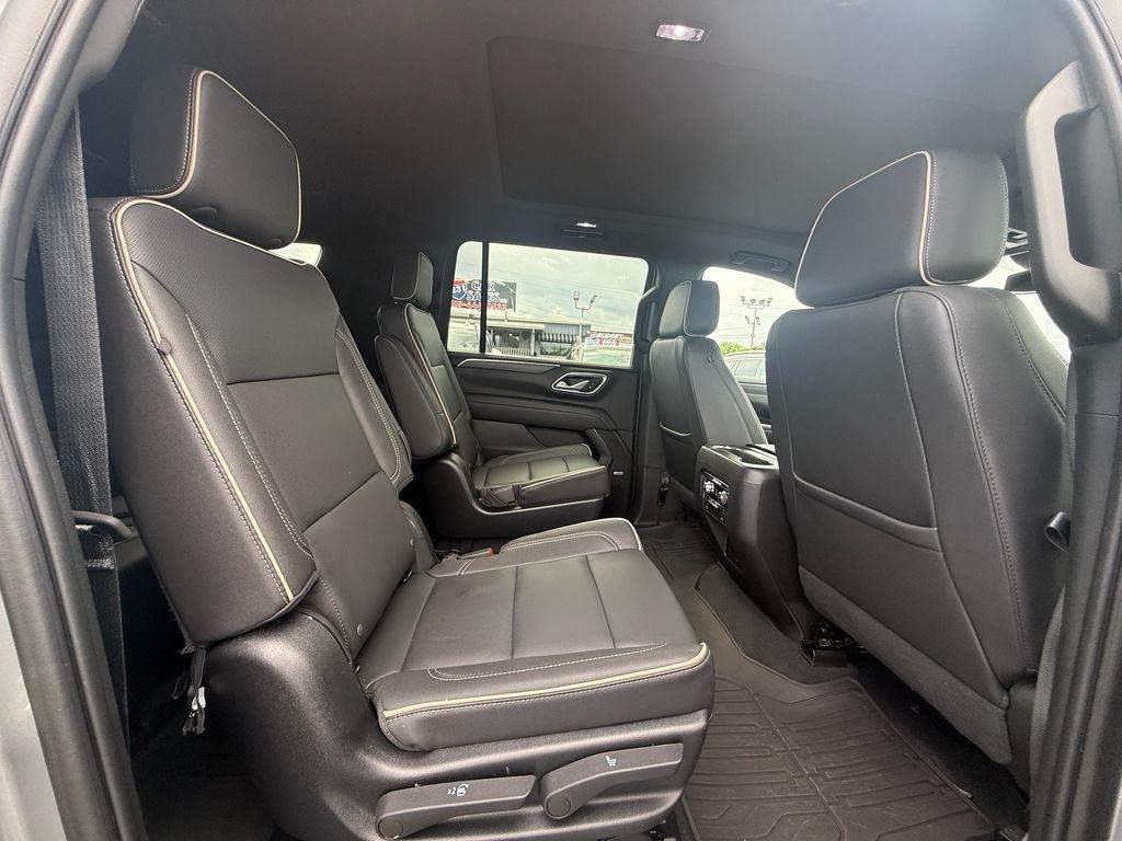 GMC Yukon XL SLT 4WD 2023
