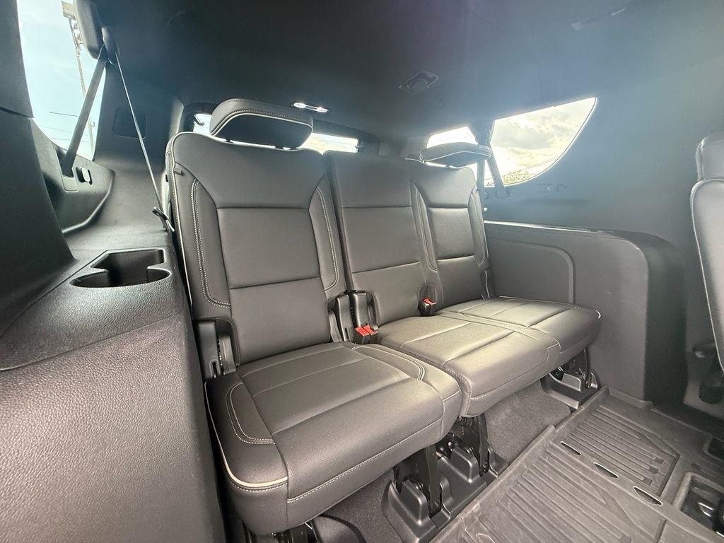 GMC Yukon XL SLT 4WD 2023
