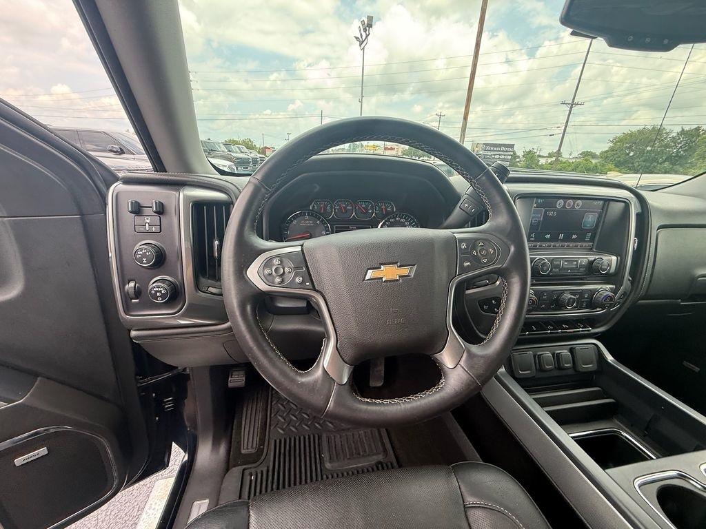 Chevrolet Silverado 1500 LTZ Crew Cab 4WD 2015