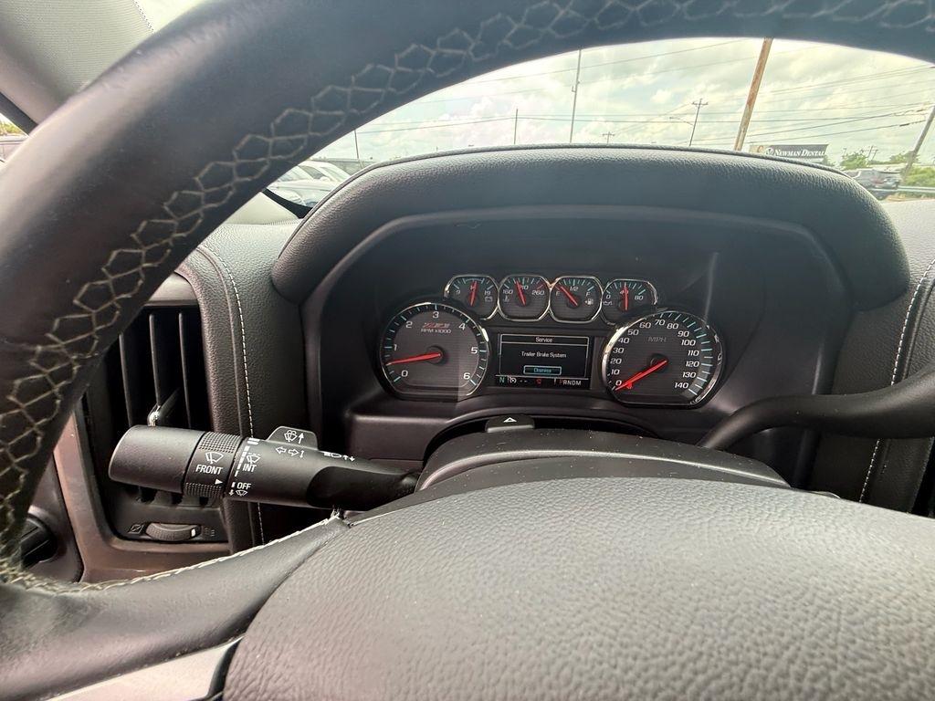 Chevrolet Silverado 1500 LTZ Crew Cab 4WD 2015
