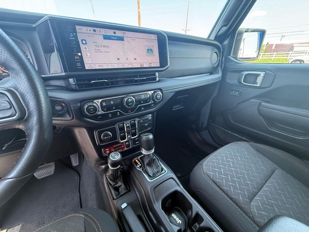 Jeep Gladiator Mojave 2024