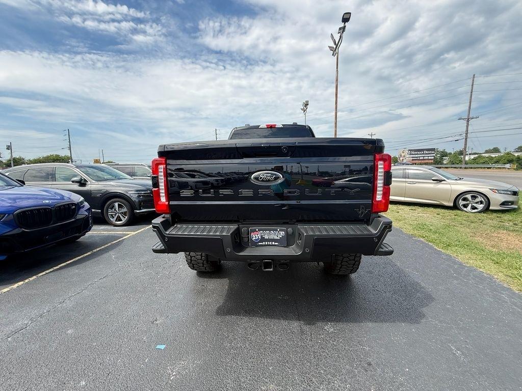 Ford F-250 SD XLT Crew Cab 4WD 2025