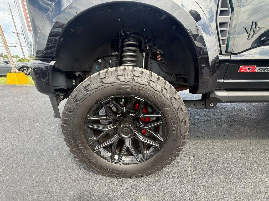 Ford F-250 SD XLT Crew Cab 4WD 2025